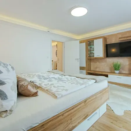 Apartment Auszeit Leoben 3 Mit Gartenterasse Und Gratisparkplatz