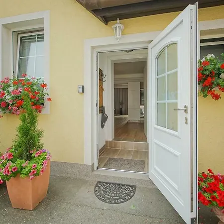 Auszeit 3 Mit Gartenterasse Und Gratisparkplatz Leoben (Styria)